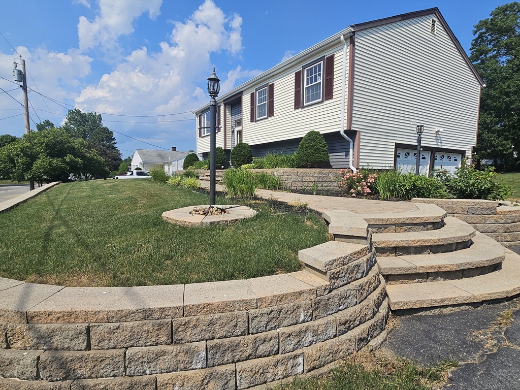 3 Brightman Lane