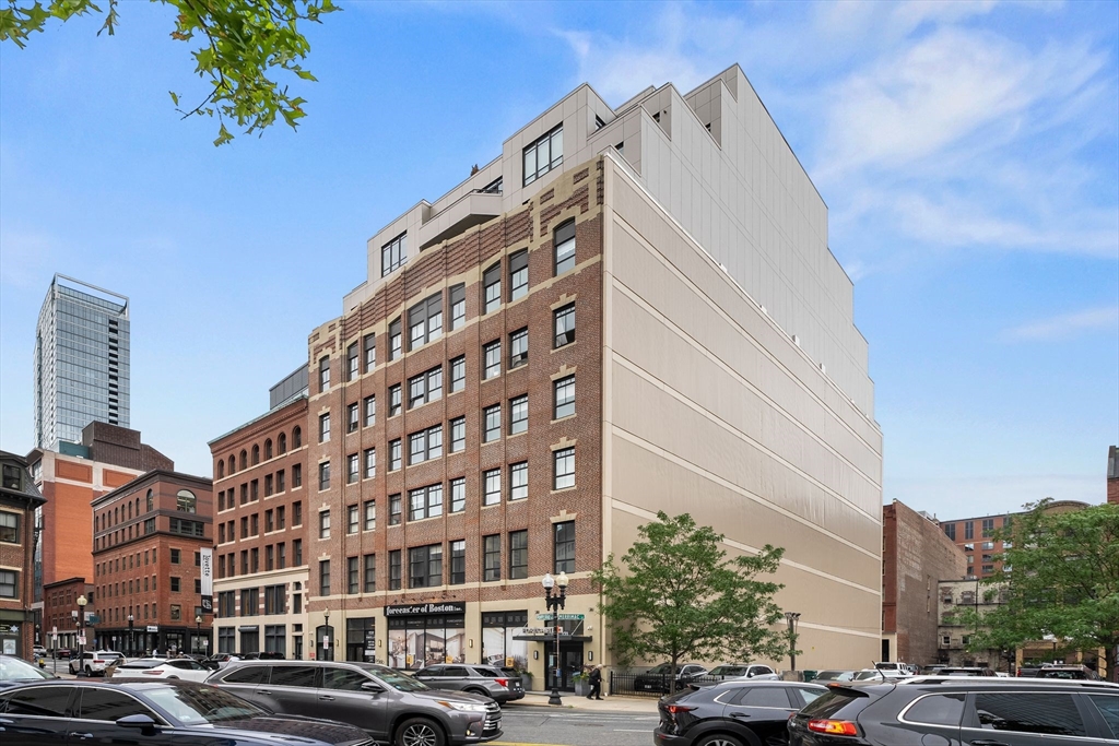 121 Portland Street 505