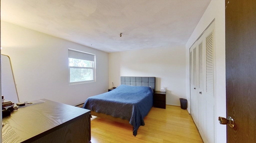 115 W Squantum 401