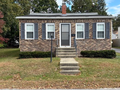 15 Brook Street Webster MA 01570