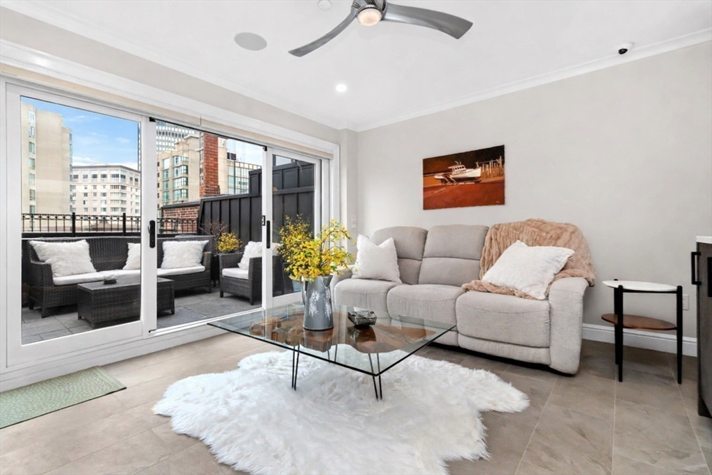 102 Saint Botolph St