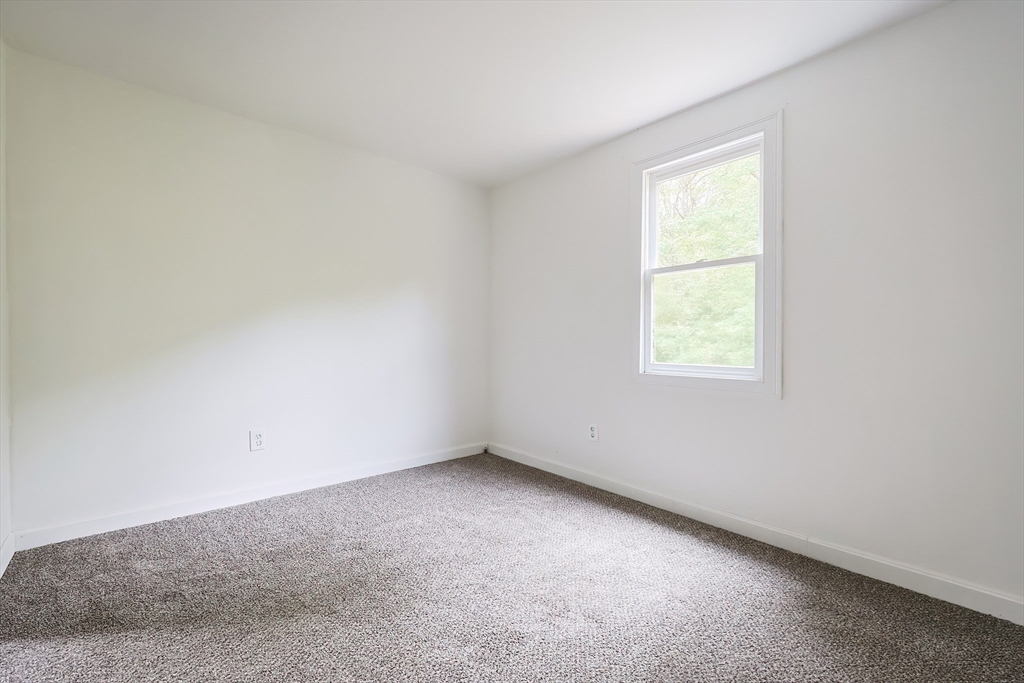 Barnstable, Massachusetts 02632, United States, 3 Bedrooms Bedrooms, ,2 BathroomsBathrooms,Residential,Active,186368