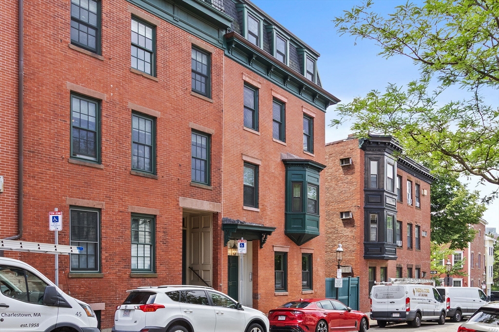 12 Washington St 3