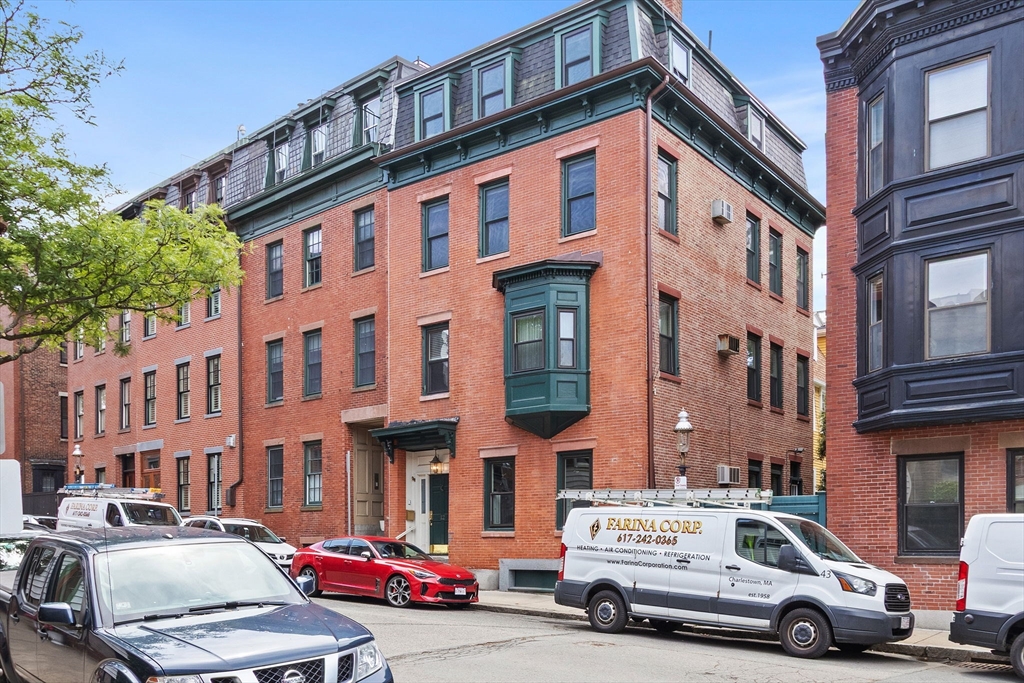 12 Washington St 3