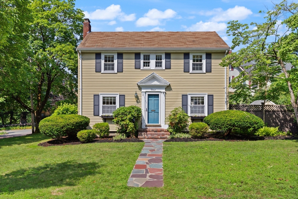 4 Grand Street