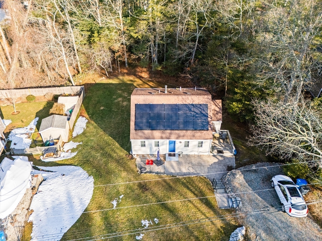 233 Pinecrest Beach Dr