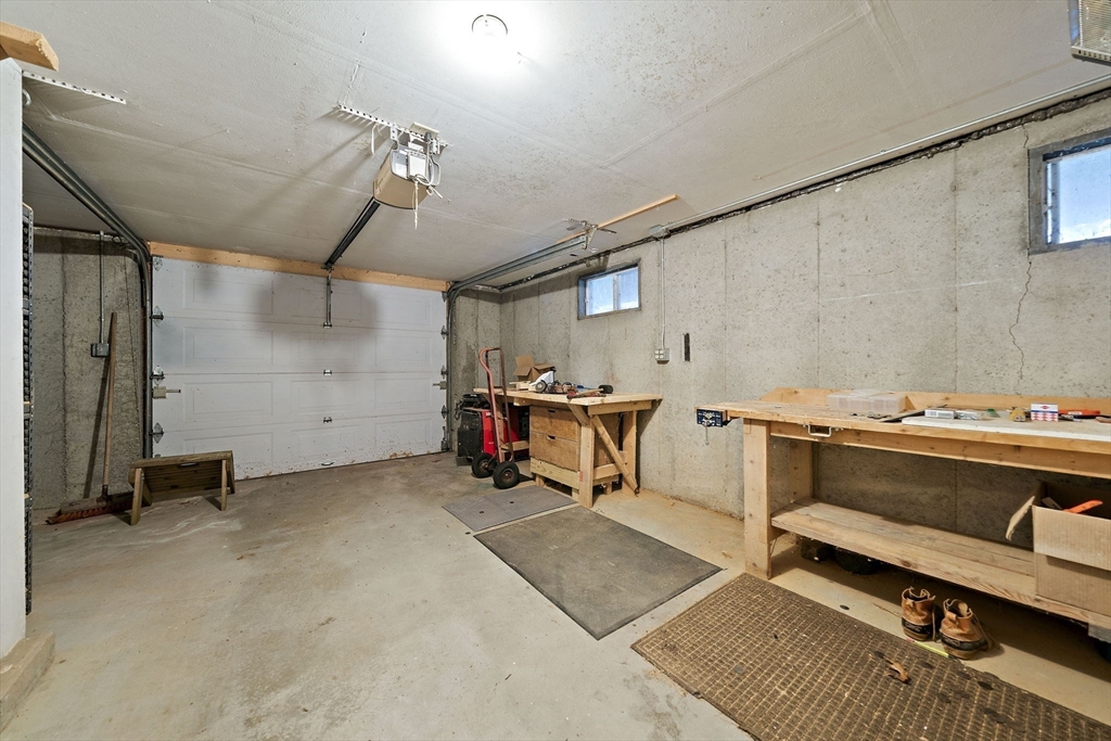 18 Somerville St, Marshfield, MA Photo #32
