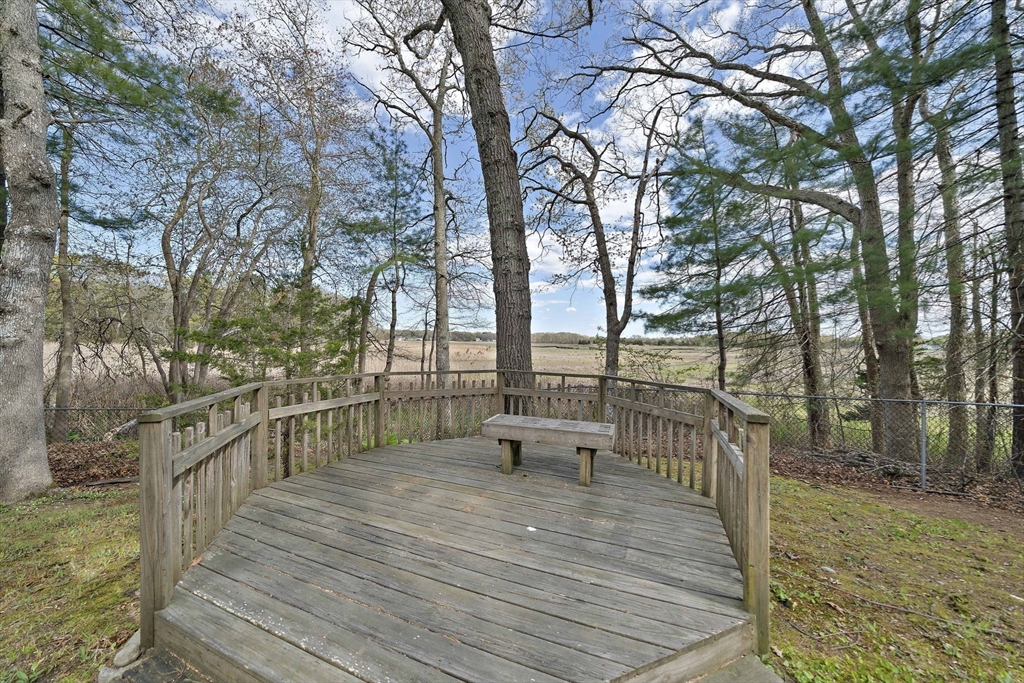 18 Somerville St, Marshfield, MA Photo #35