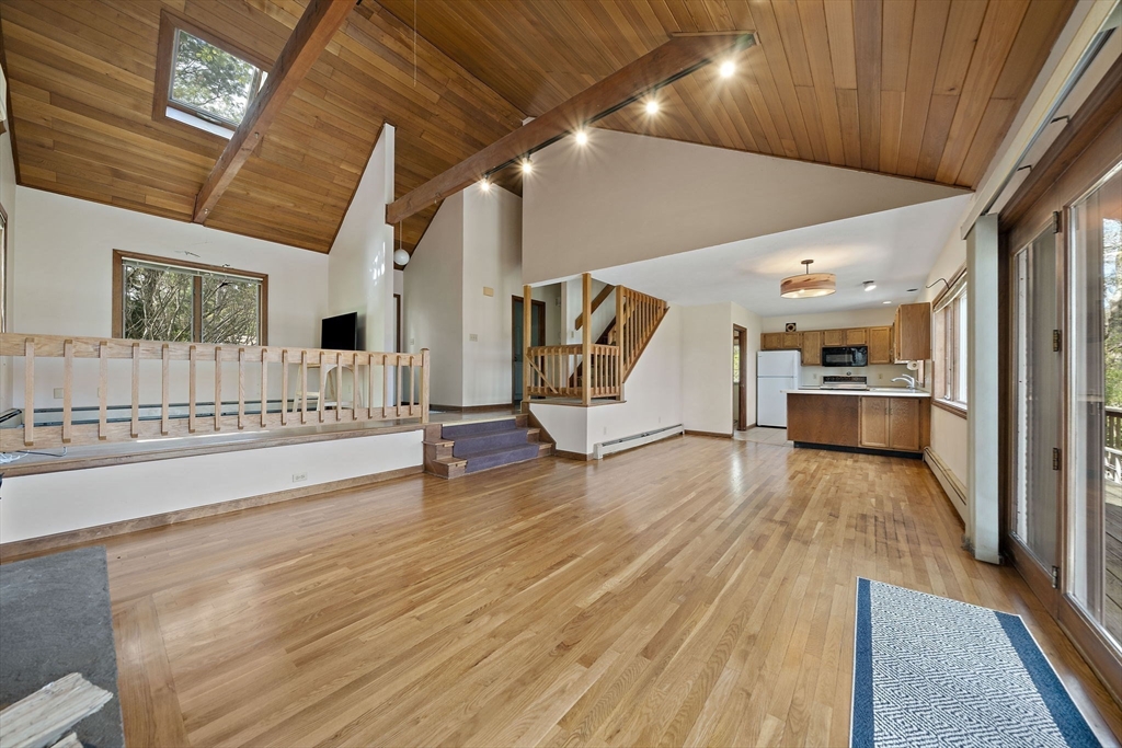 18 Somerville St, Marshfield, MA Photo #16