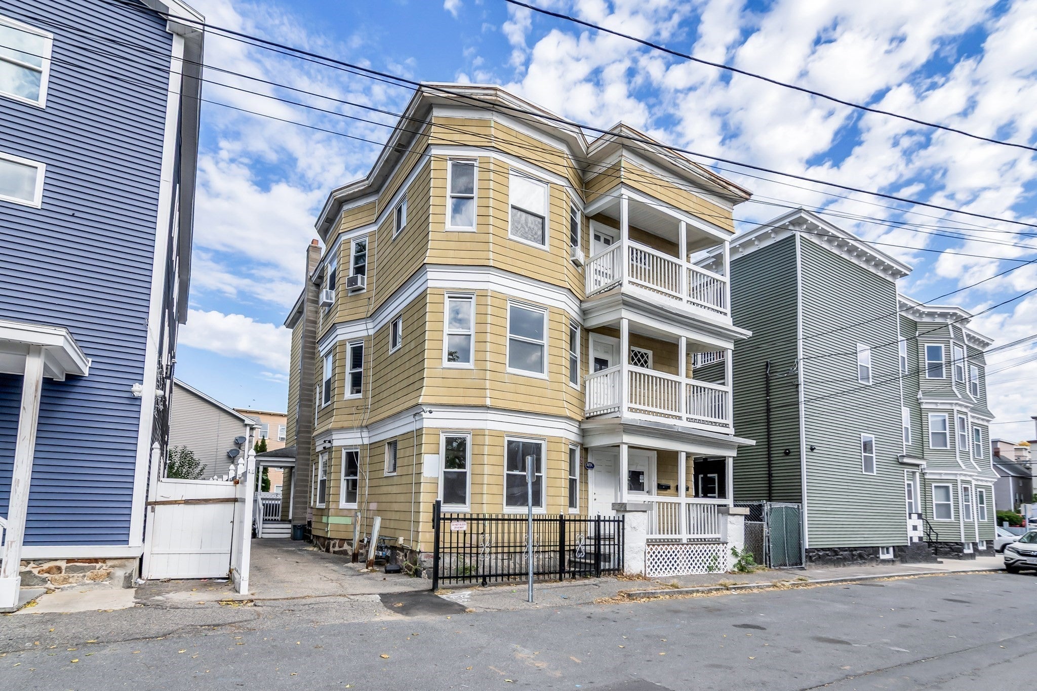 7-9 Champlain Ave, Lawrence, MA, 7-9 Champlain Ave, Lawrence, MA Photo #2