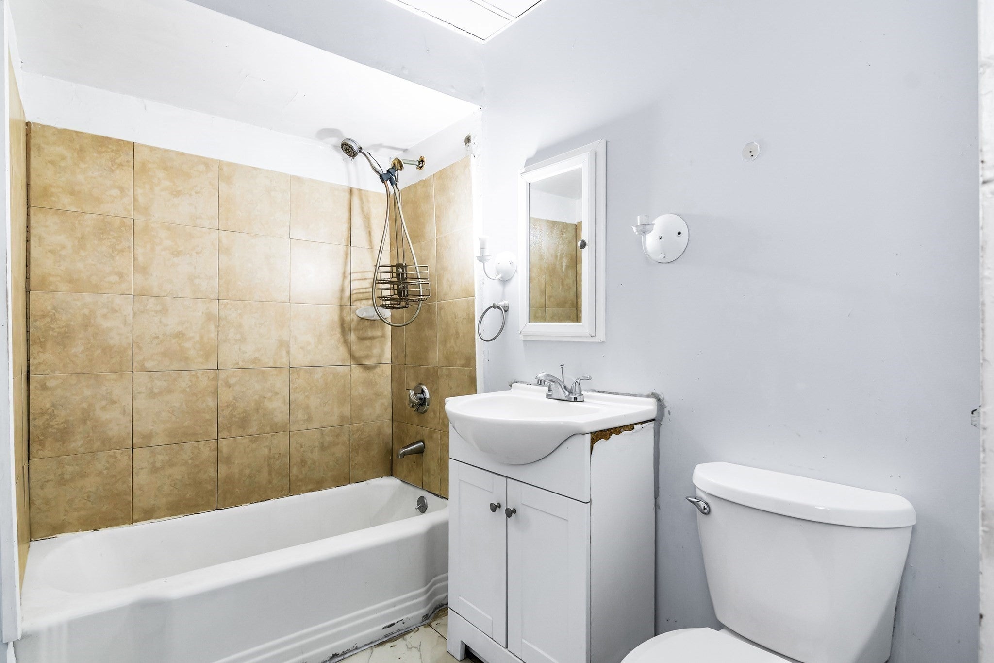 7-9 Champlain Ave, Lawrence, MA, 7-9 Champlain Ave, Lawrence, MA Photo #29