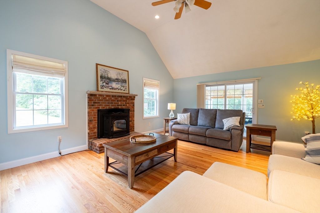 37 Cow Pond Brook Rd
