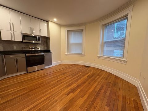Photo of 191 Winthrop Rd #1, Brookline, MA 02445 (MLS # 73451643)