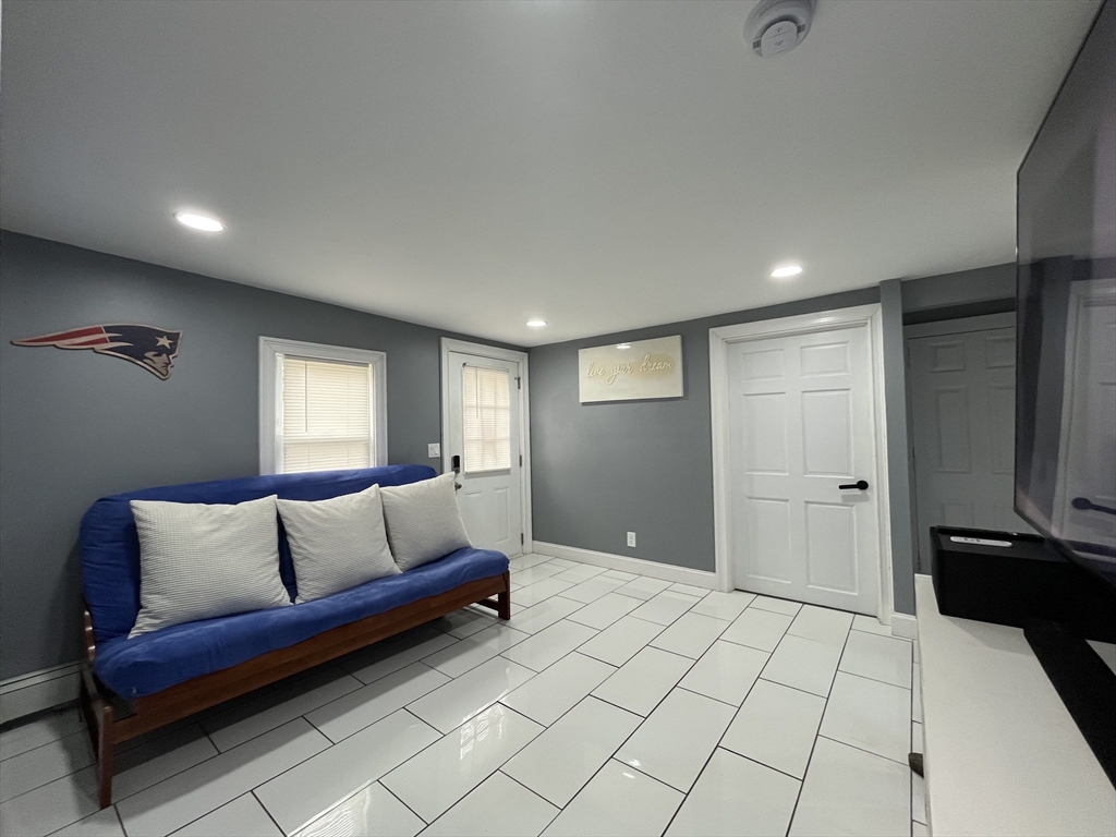 27 Overlook Rd