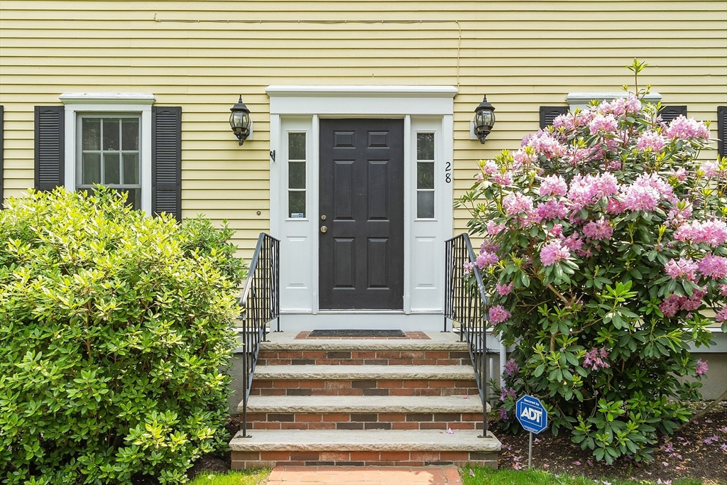 28 Old Harvard Rd