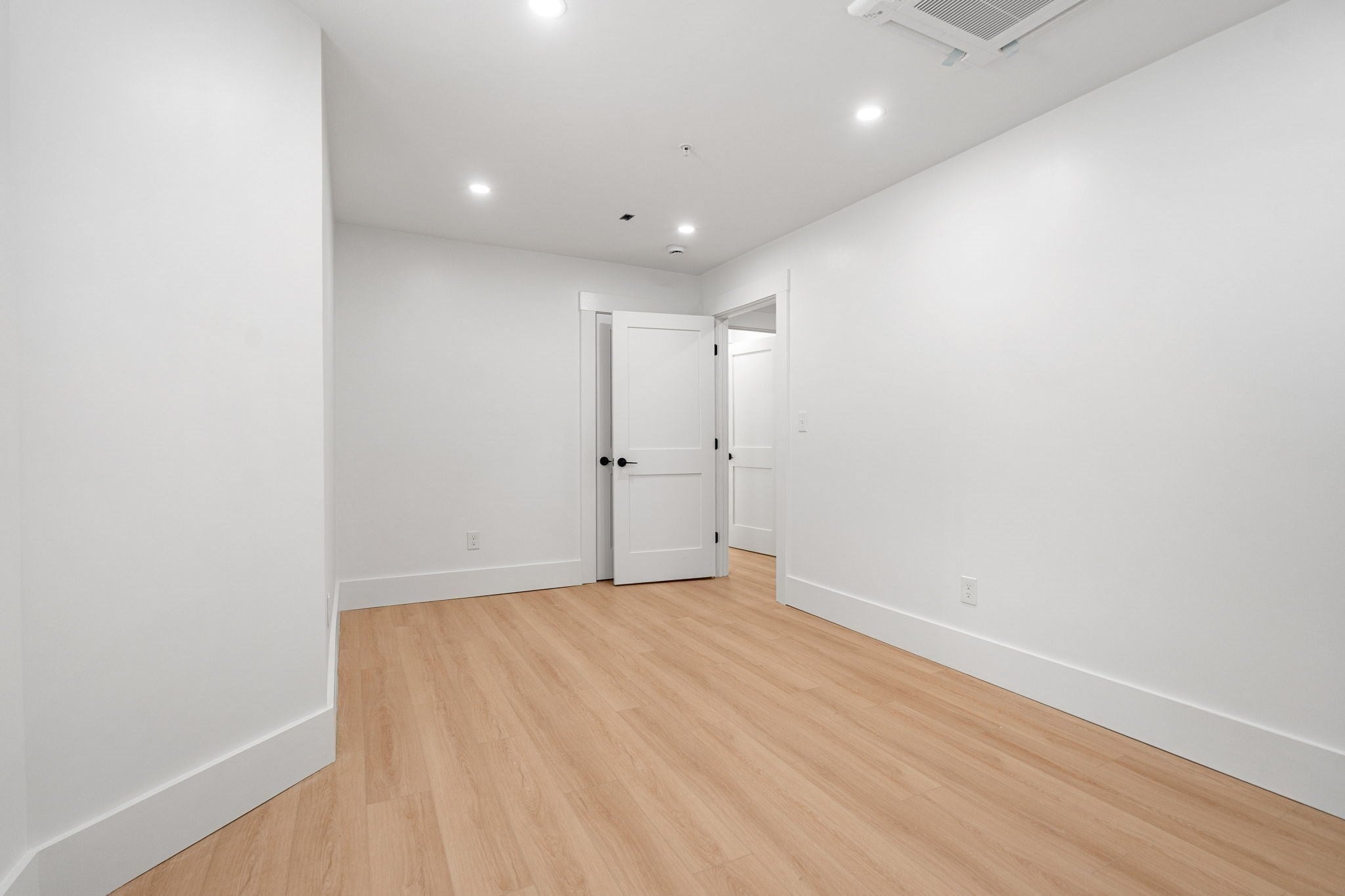 151 Townsend St #2, Boston, MA Photo #17