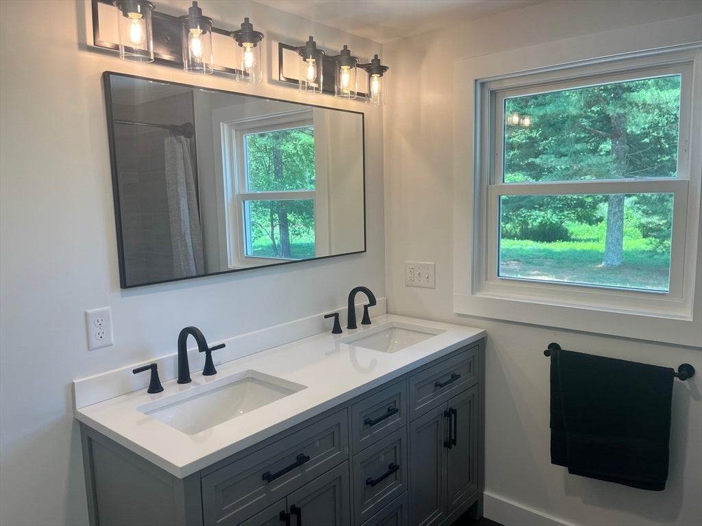 15 Briggs Rd, Westport, MA Photo #31