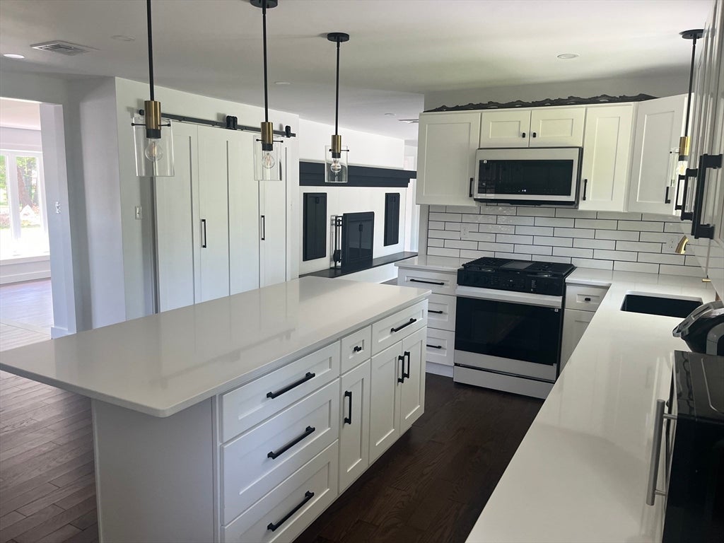15 Briggs Rd, Westport, MA Photo #23