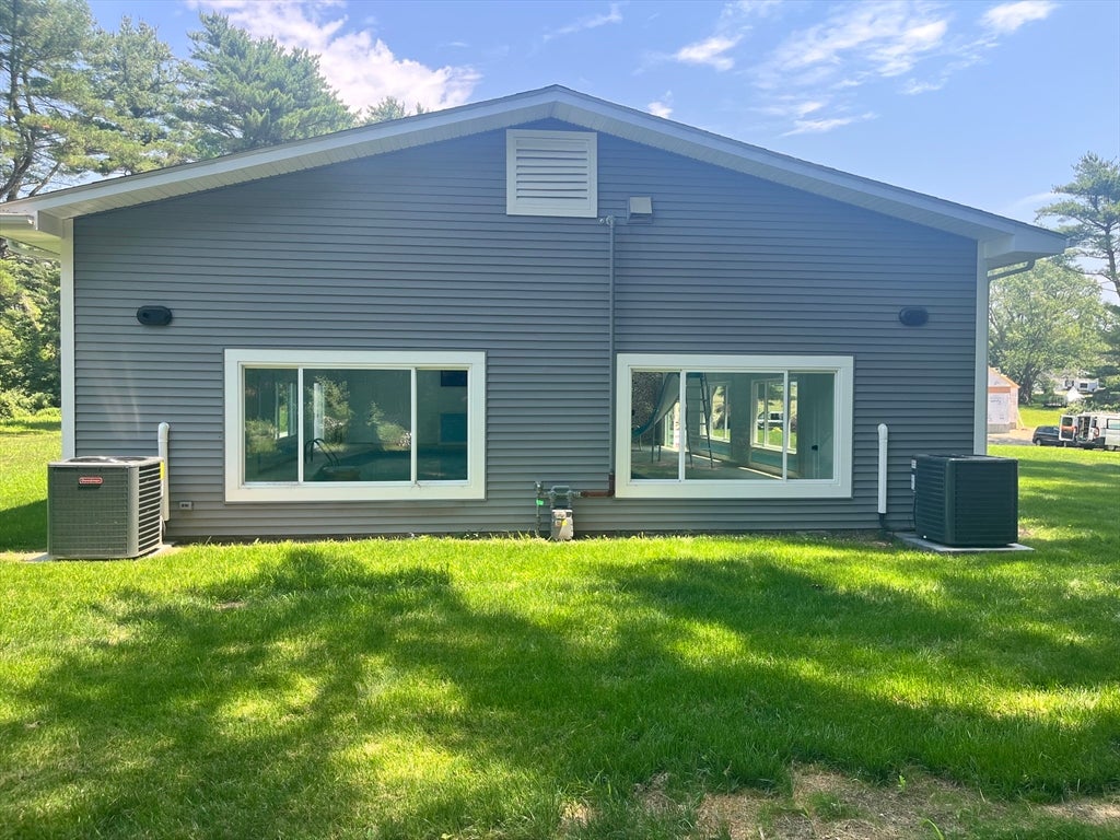 15 Briggs Rd, Westport, MA Photo #6
