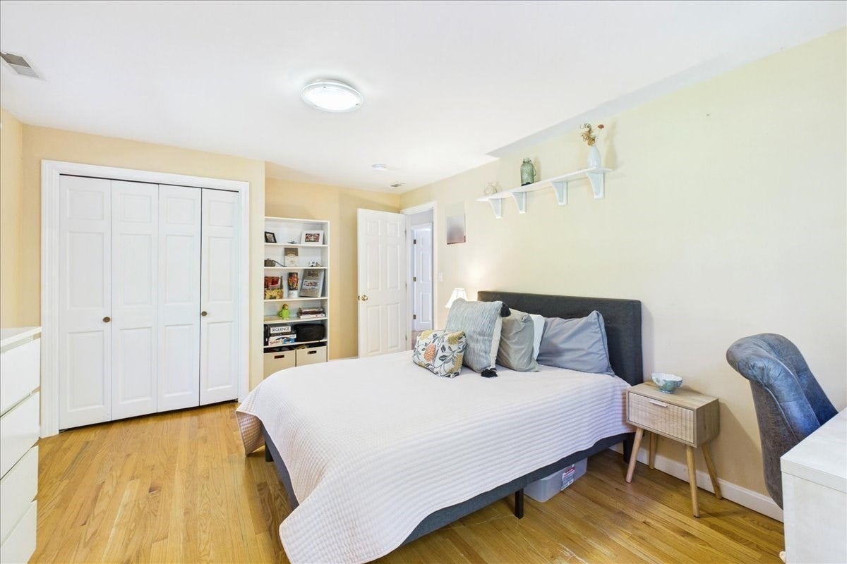 31 Bow St, Carver, MA, 31 Bow St, Carver, MA Photo #16