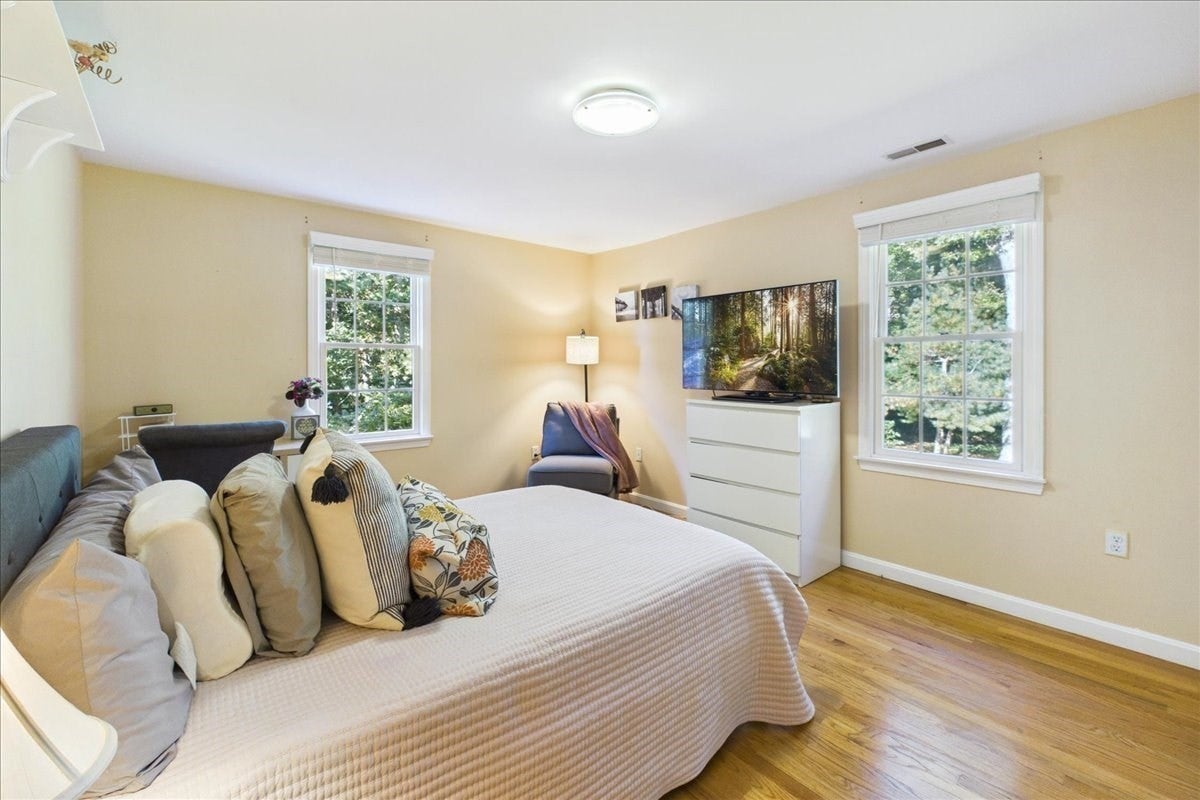 31 Bow St, Carver, MA, 31 Bow St, Carver, MA Photo #15