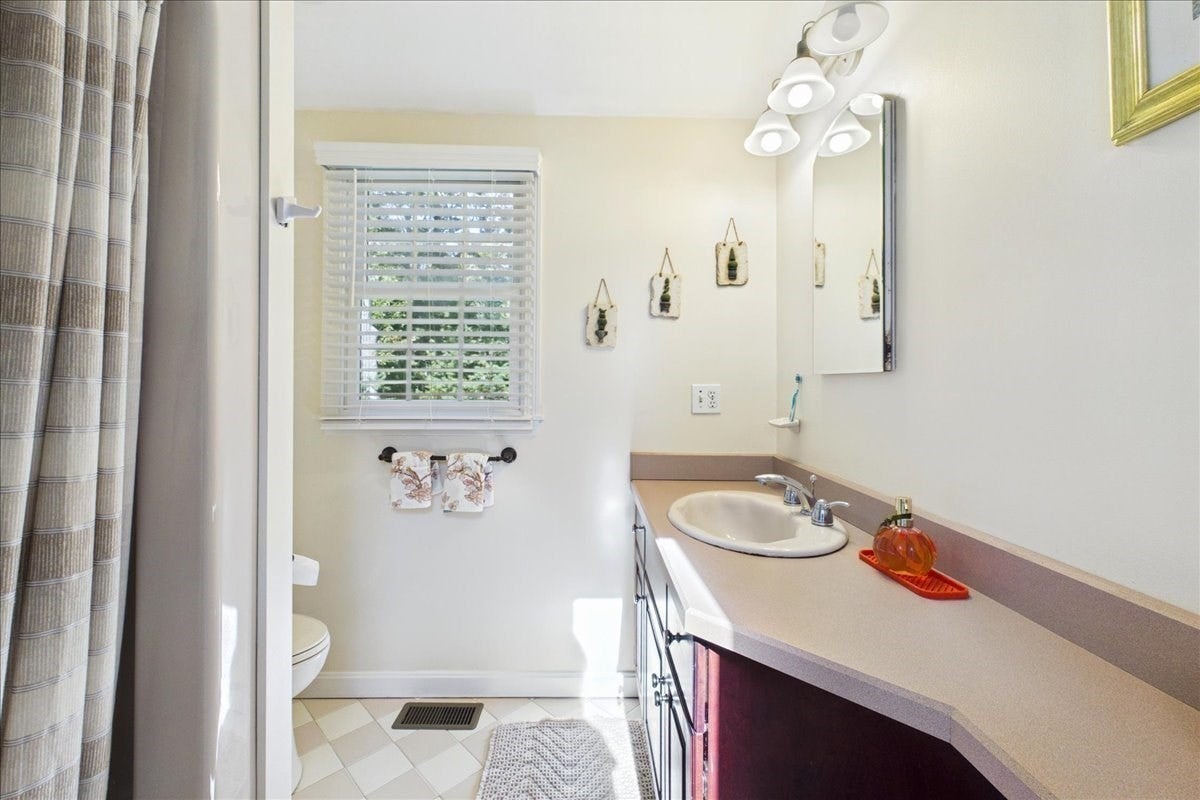 31 Bow St, Carver, MA, 31 Bow St, Carver, MA Photo #25