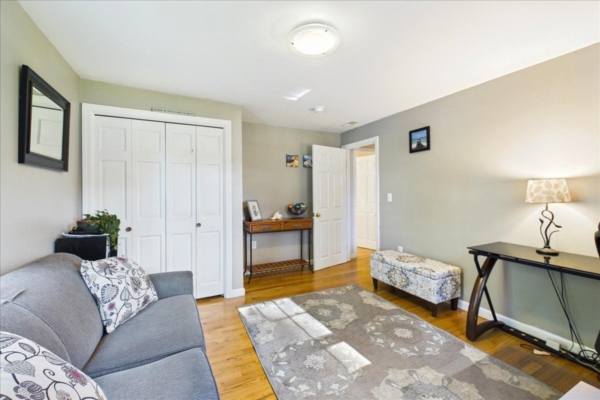 31 Bow St, Carver, MA, 31 Bow St, Carver, MA Photo #18