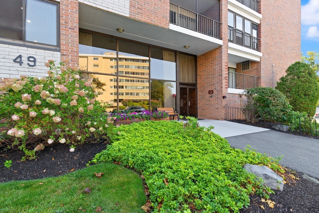 49 Melrose Street 1F