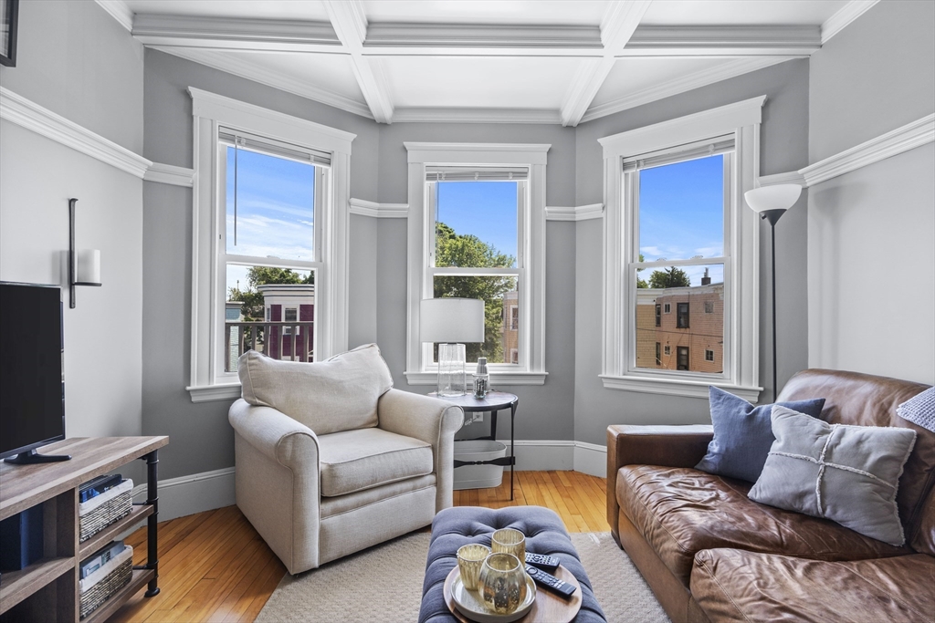 40 King St 3
