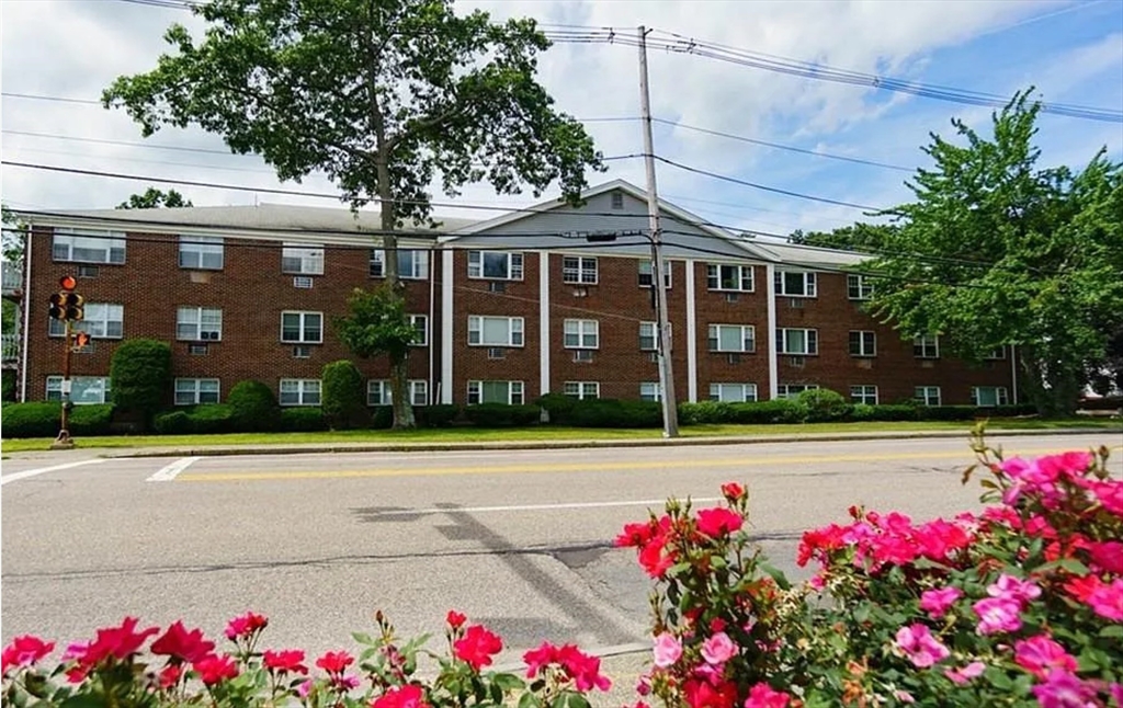 270 Main Street 35
