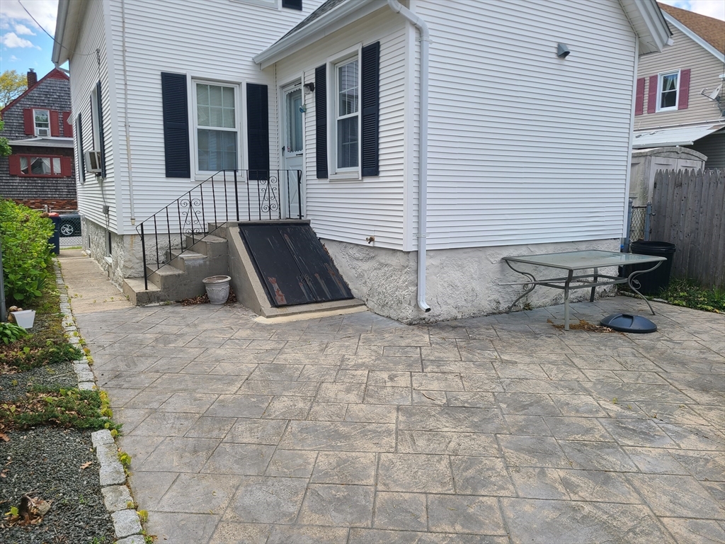 114 Rounds St, New Bedford, MA Photo #3