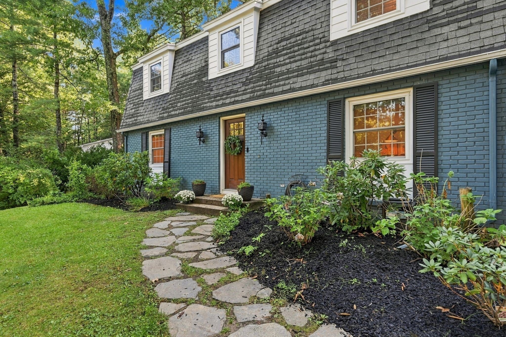 218 Heatherstone Rd, Amherst, MA, 218 Heatherstone Rd, Amherst, MA Photo #4