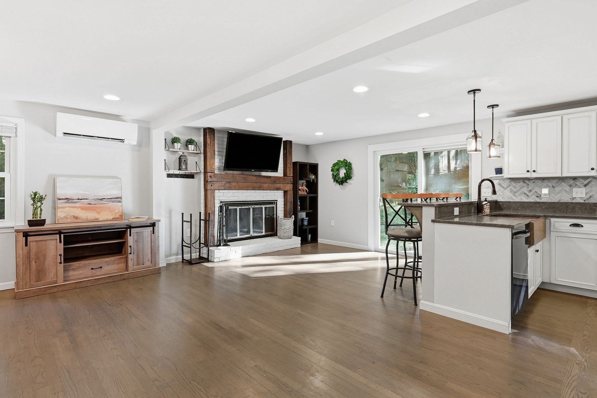 218 Heatherstone Rd, Amherst, MA, 218 Heatherstone Rd, Amherst, MA Photo #8