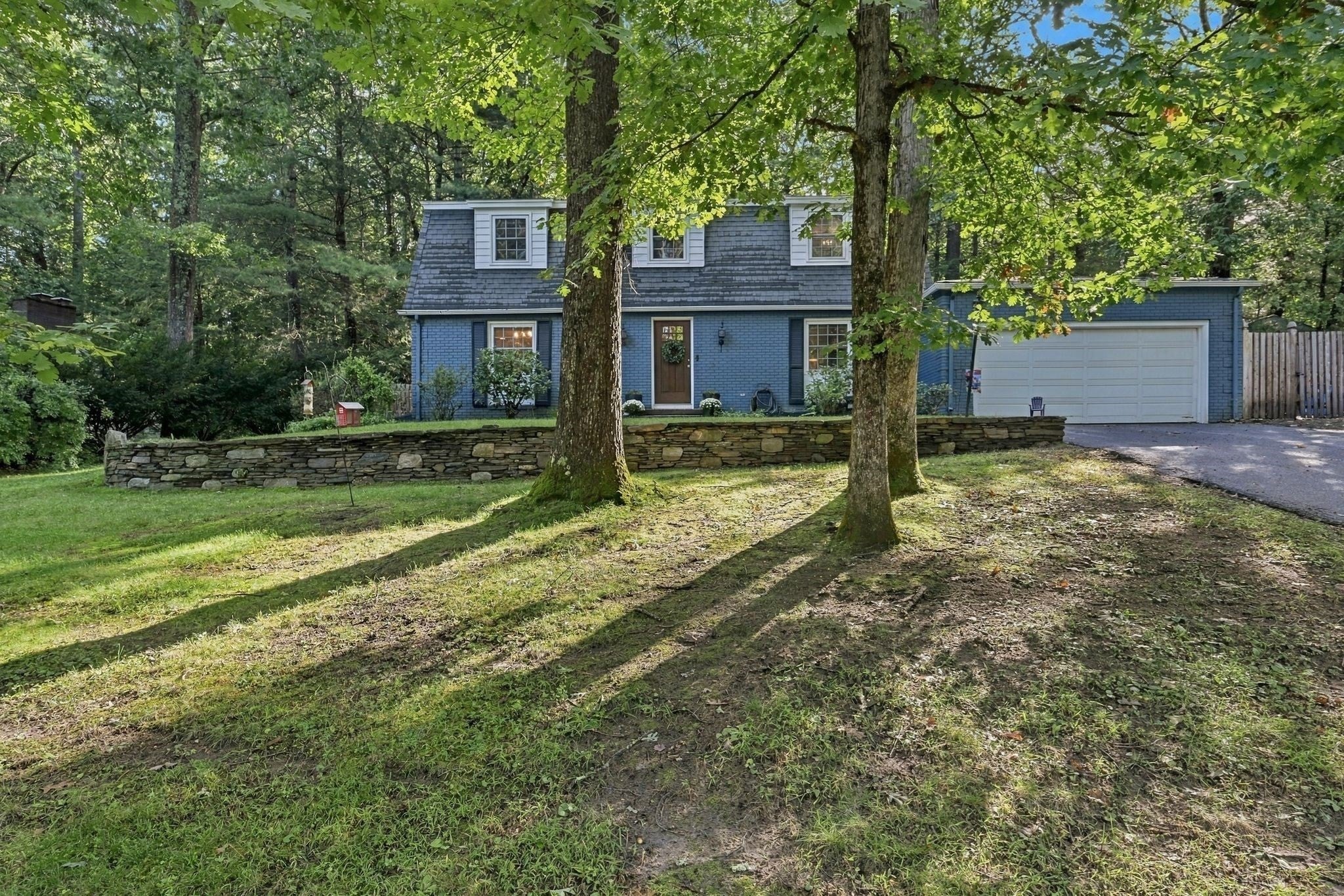 218 Heatherstone Rd, Amherst, MA, 218 Heatherstone Rd, Amherst, MA Photo #2