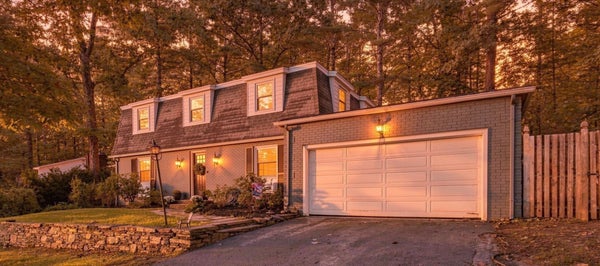 218 HEATHERSTONE RD, AMHERST, MA 01002 - Image fe6fe03c72fd29e4f4fbcce8f89f2bfd/3659917026