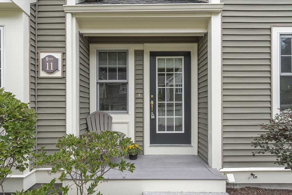 11 Cole Dr 11