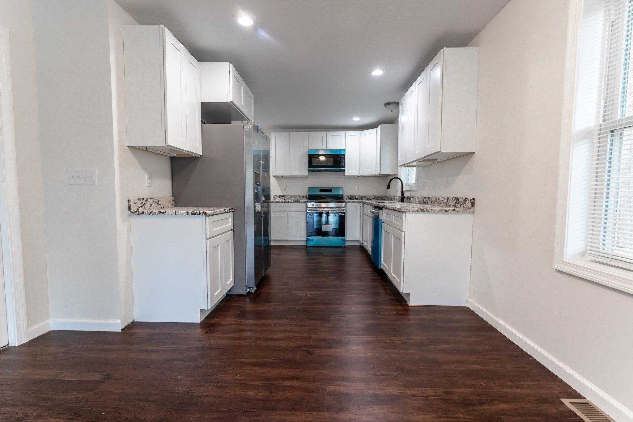 144-146 Magazine St