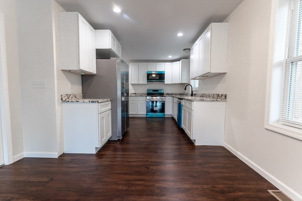 144-146 Magazine St