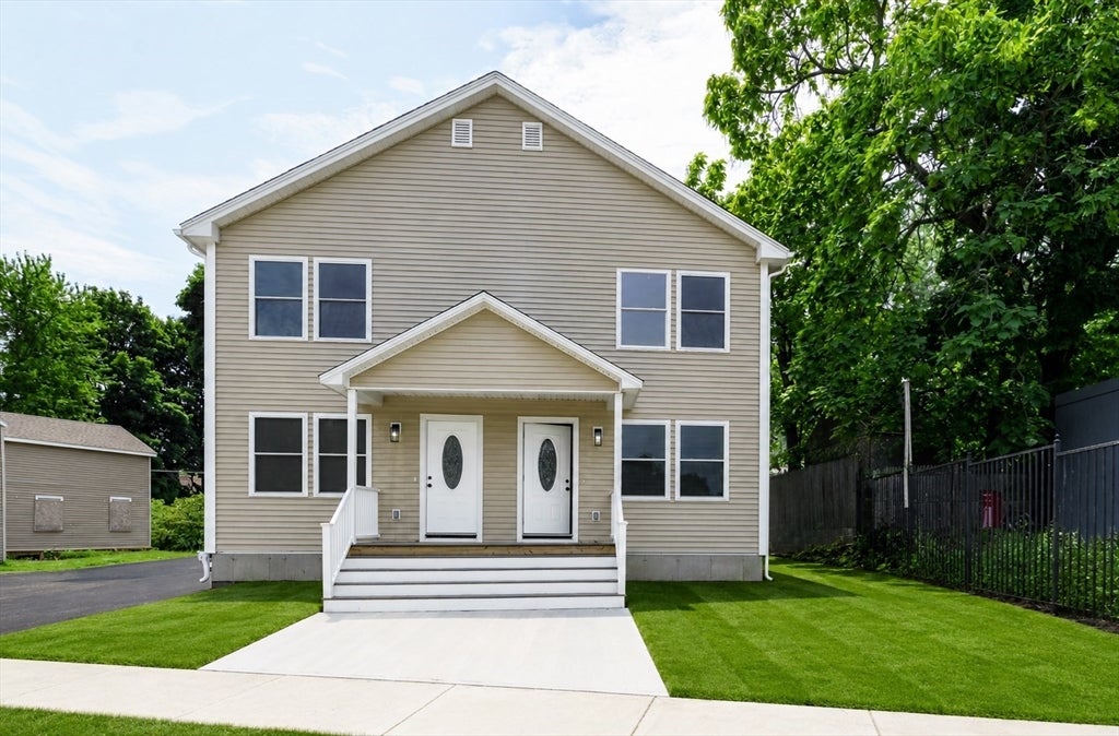 144-146 Magazine St