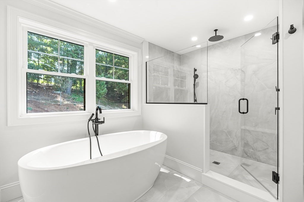 23 Wareland Rd, Wellesley, MA Photo #12