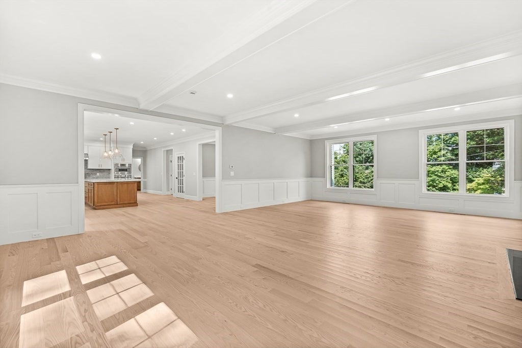 23 Wareland Rd, Wellesley, MA Photo #6