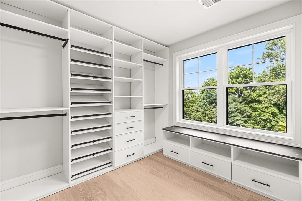 23 Wareland Rd, Wellesley, MA Photo #14