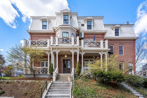 Photo of 101 Summit Ave #D, Brookline, MA 02446 (MLS # 73508130)