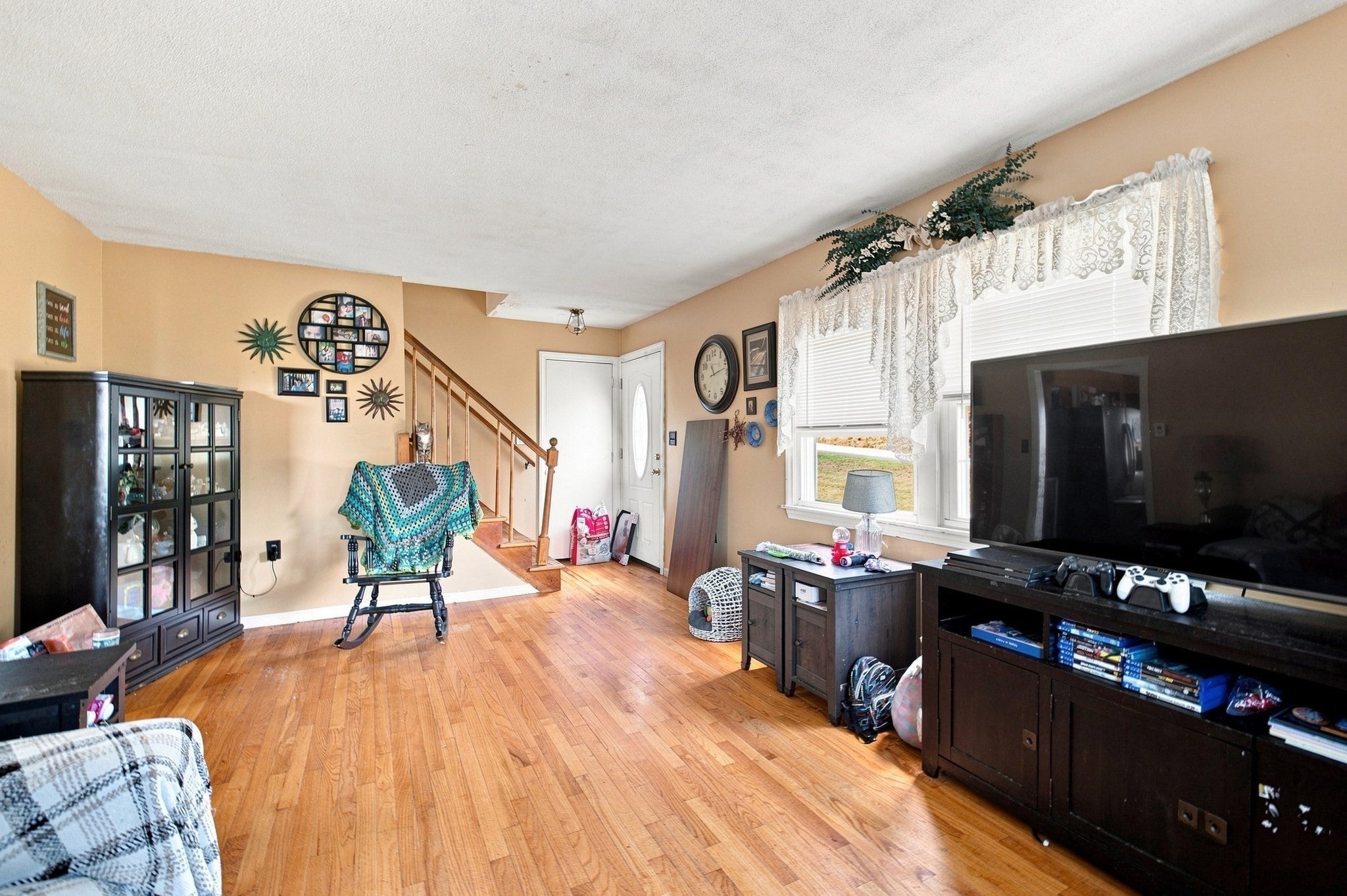 25 Bixby Rd, Spencer, MA Photo #11