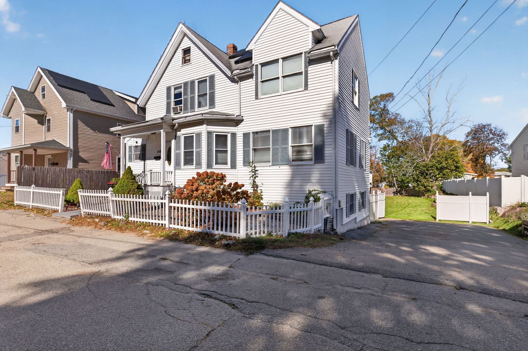 18 Berglund Ave
