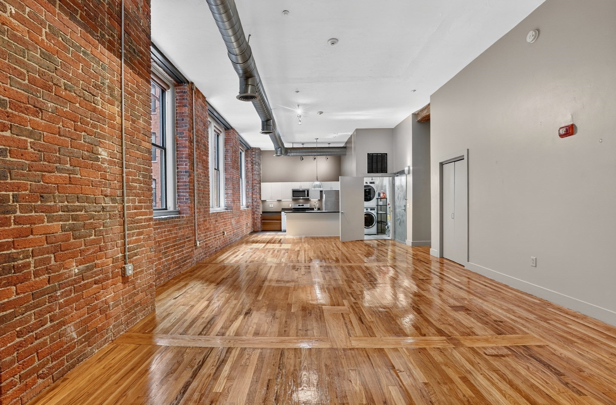 13 Willow ST 205, Lynn MA 01901