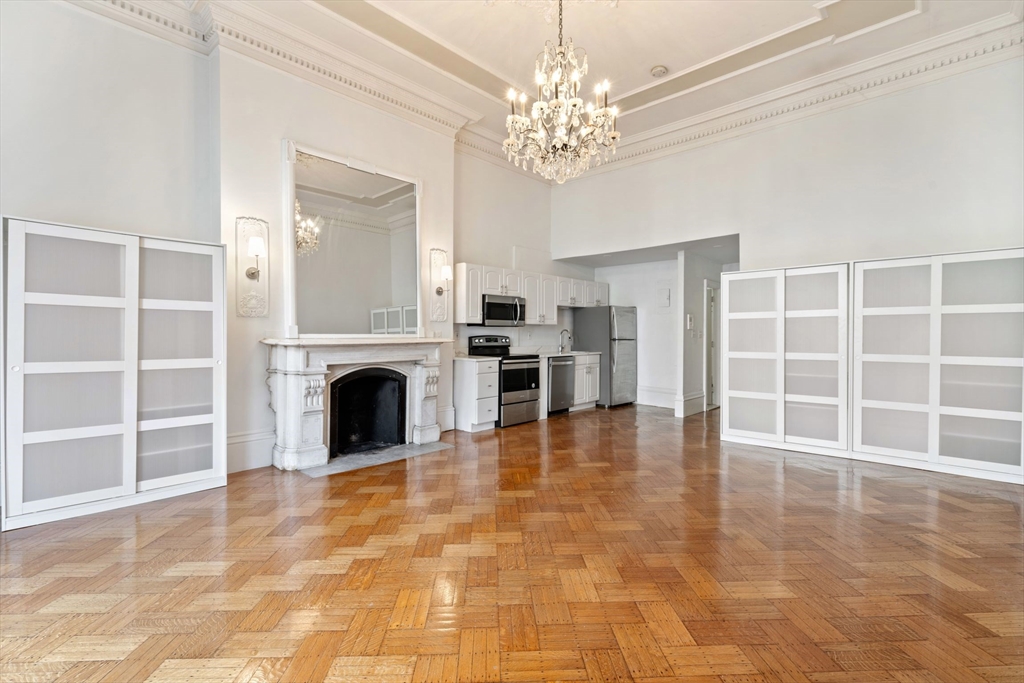 169 Beacon Street 2-1