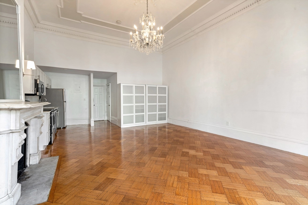 169 Beacon Street 2-1