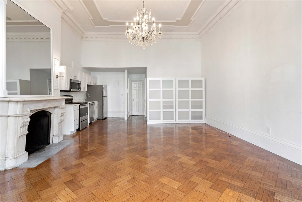 169 Beacon Street 2-1