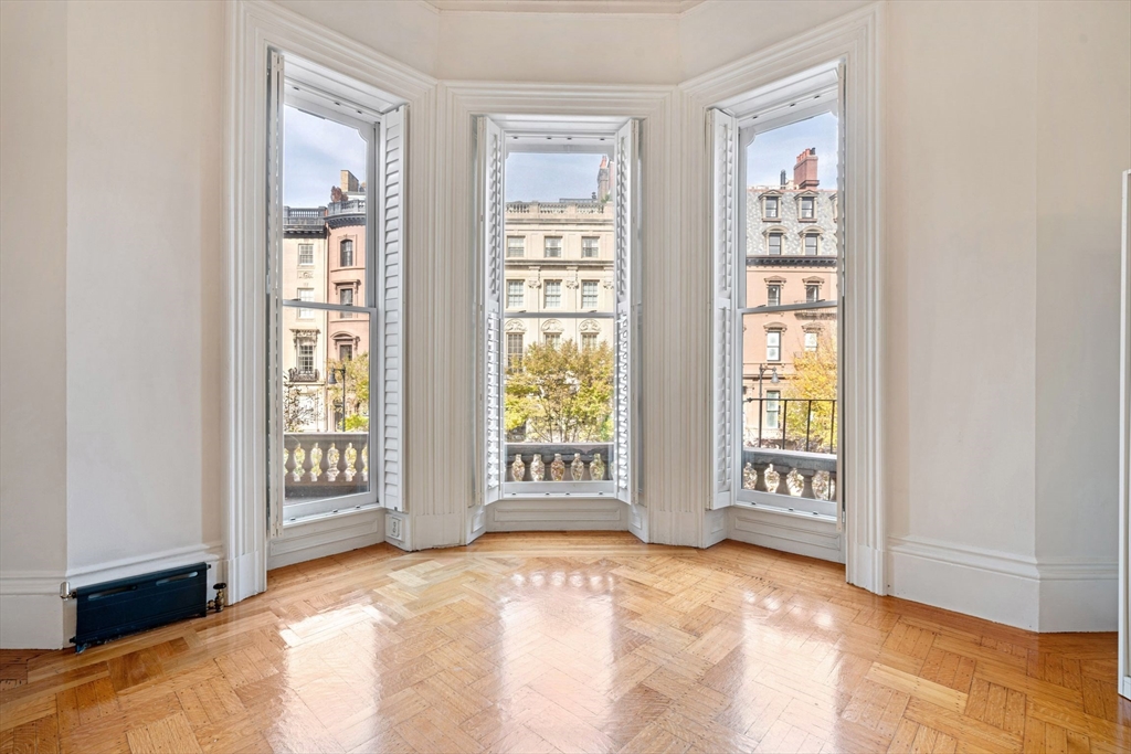 169 Beacon Street 2-1